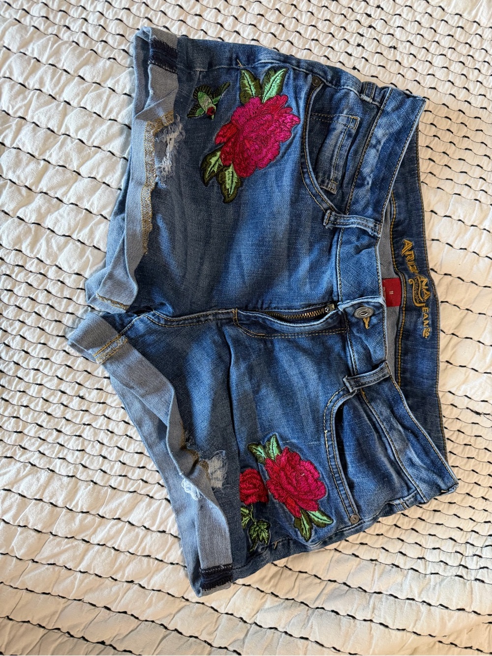 Arizona Jean Company Blue Denim Shorts with Red Rose Embroidery